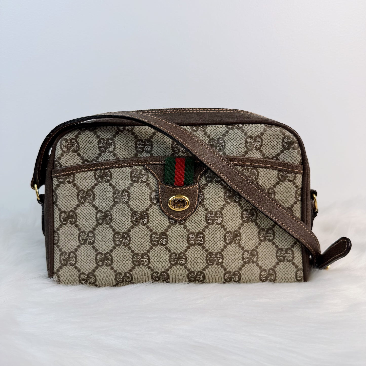GUCCI Ophidia GG Supreme Crossbody Bag