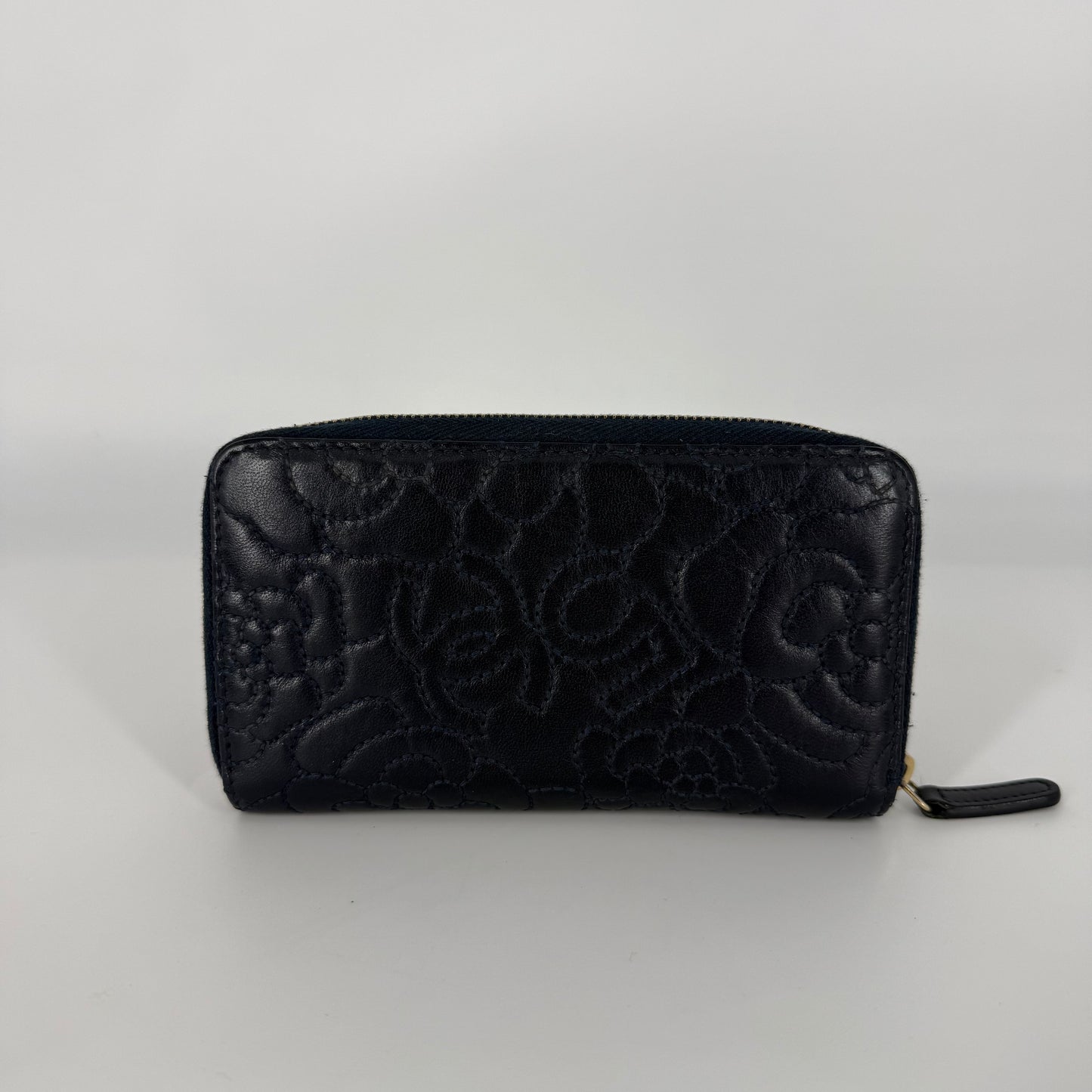 CHANEL Camellia Wallet – Navy Blue