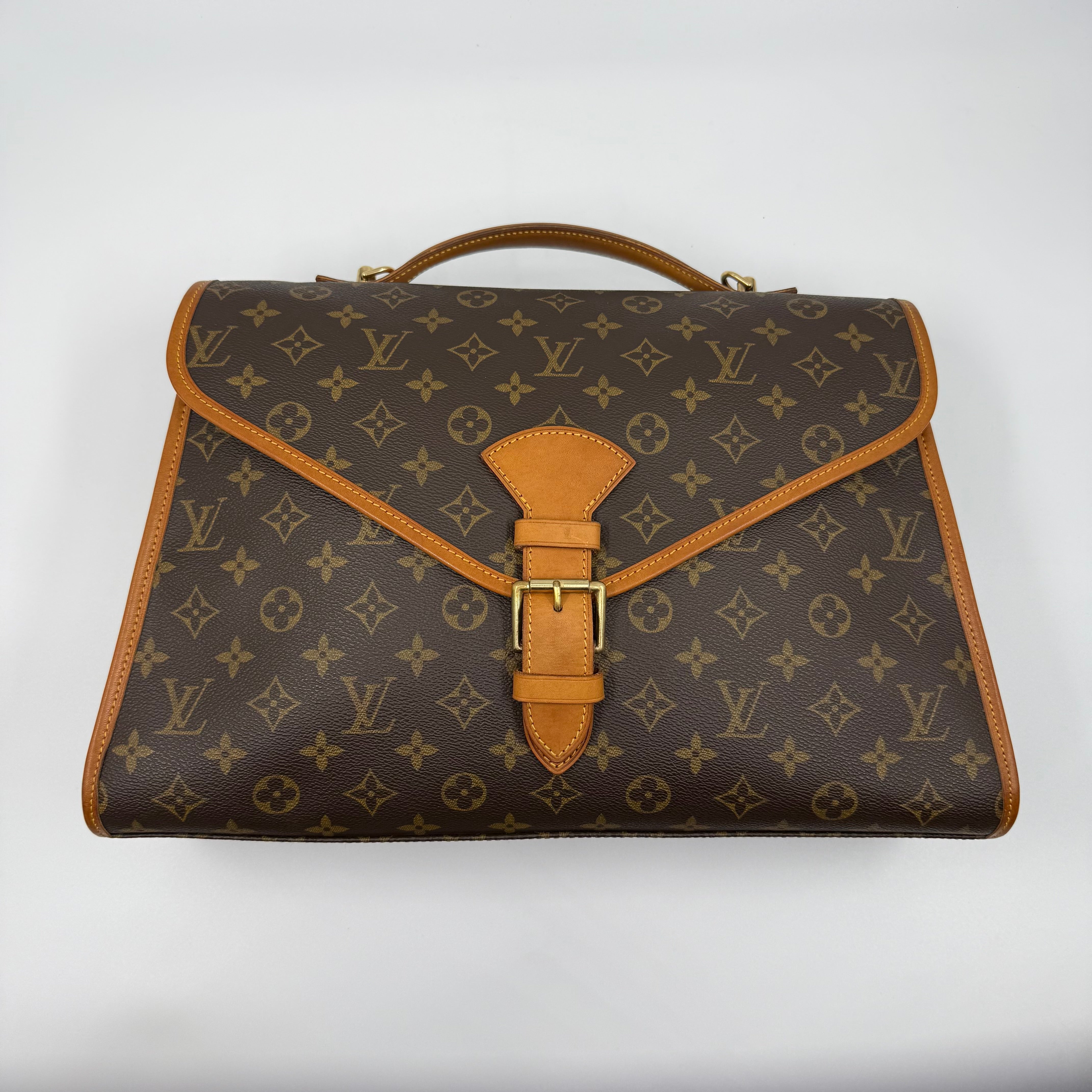 Monogram Beverly