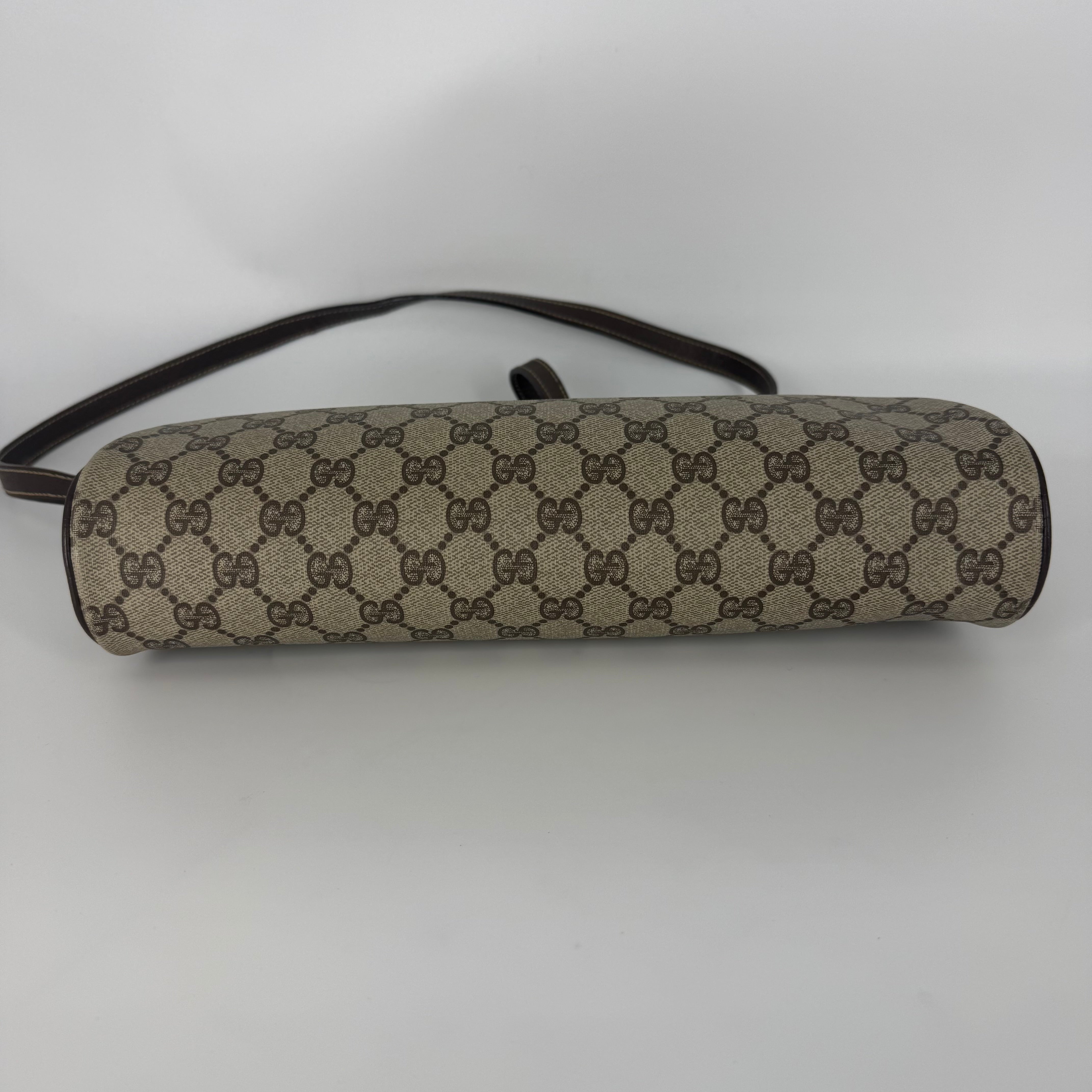 GG Supreme Crossbody Bag