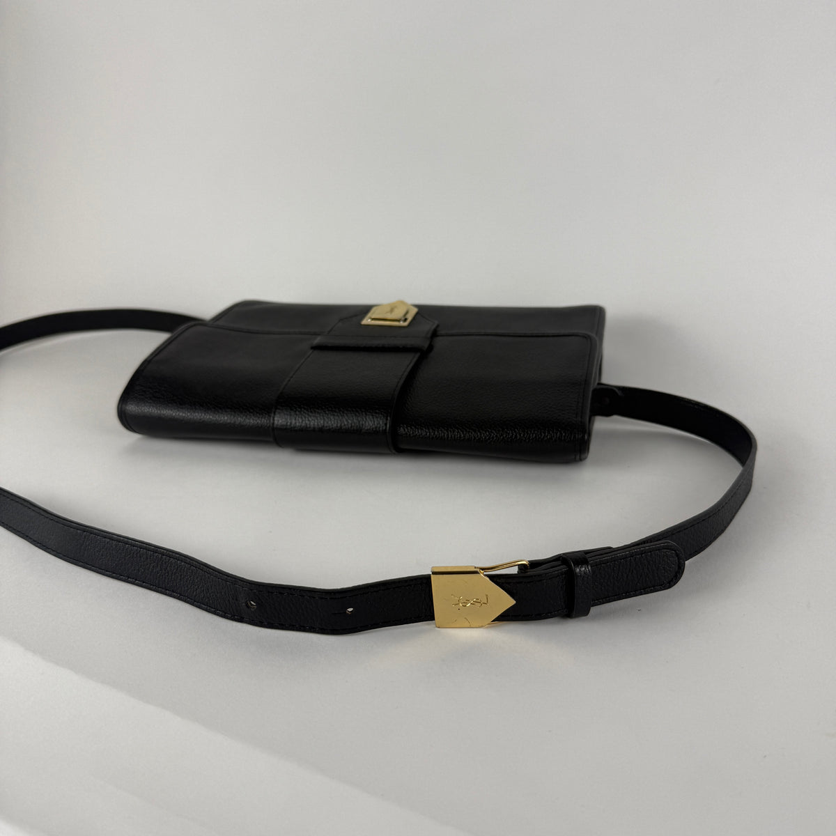 Vintage Crossbody Bag — Black Grained Leather