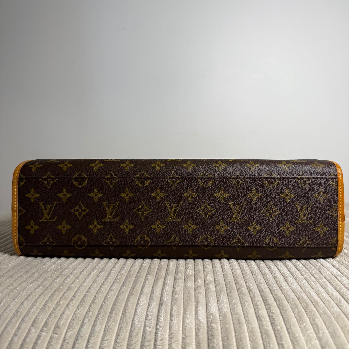 Louis Vuitton - Rivoli