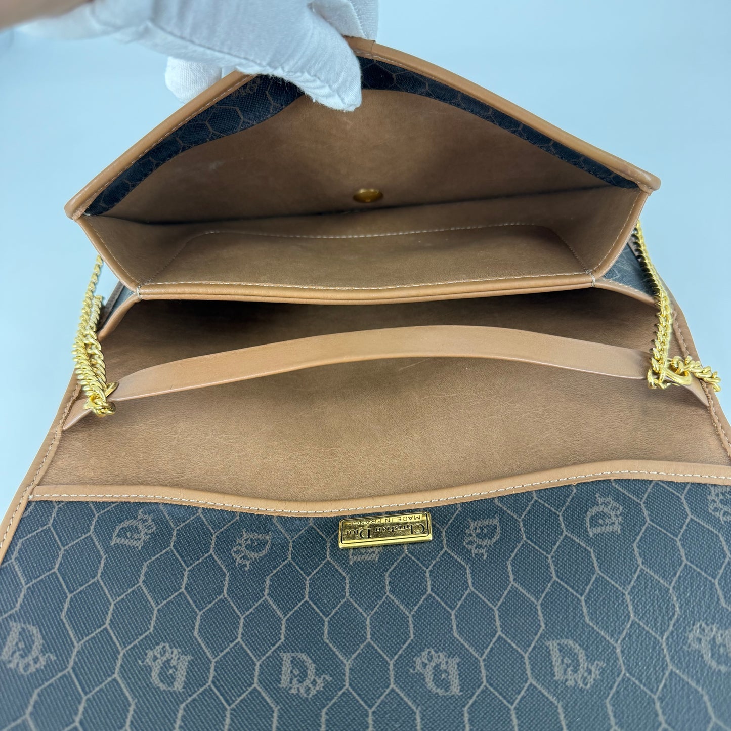 Dior – Honeycomb Shoulder Bag