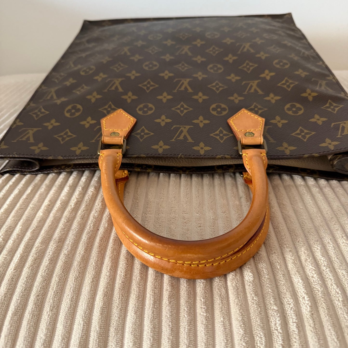 Louis Vuitton Monogram Sac Plat
