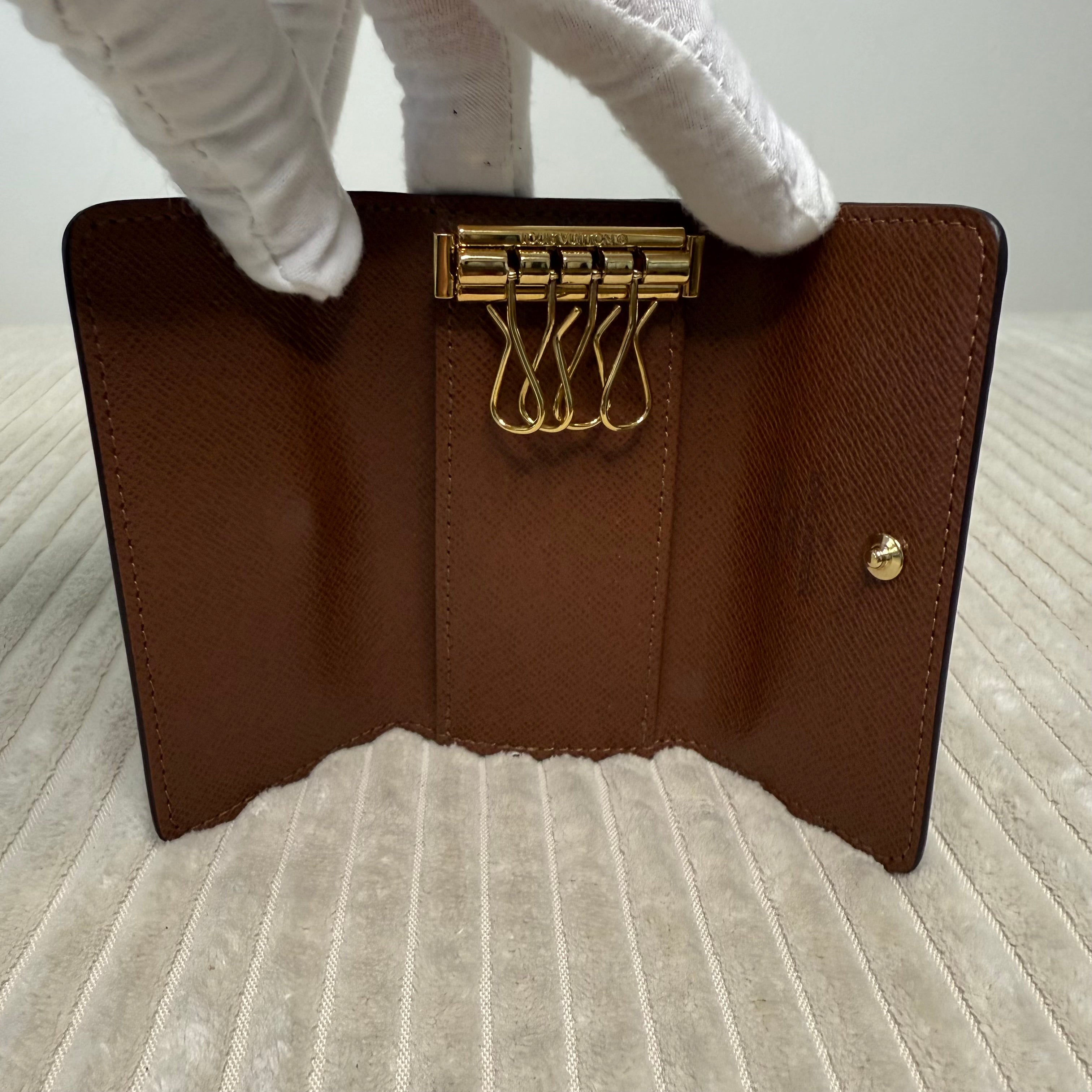 Monogram - 4 key Holder