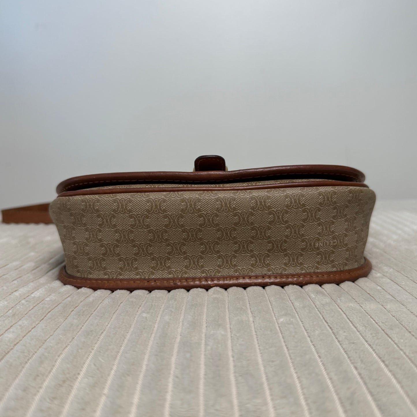 CELINE - Beige Macadam