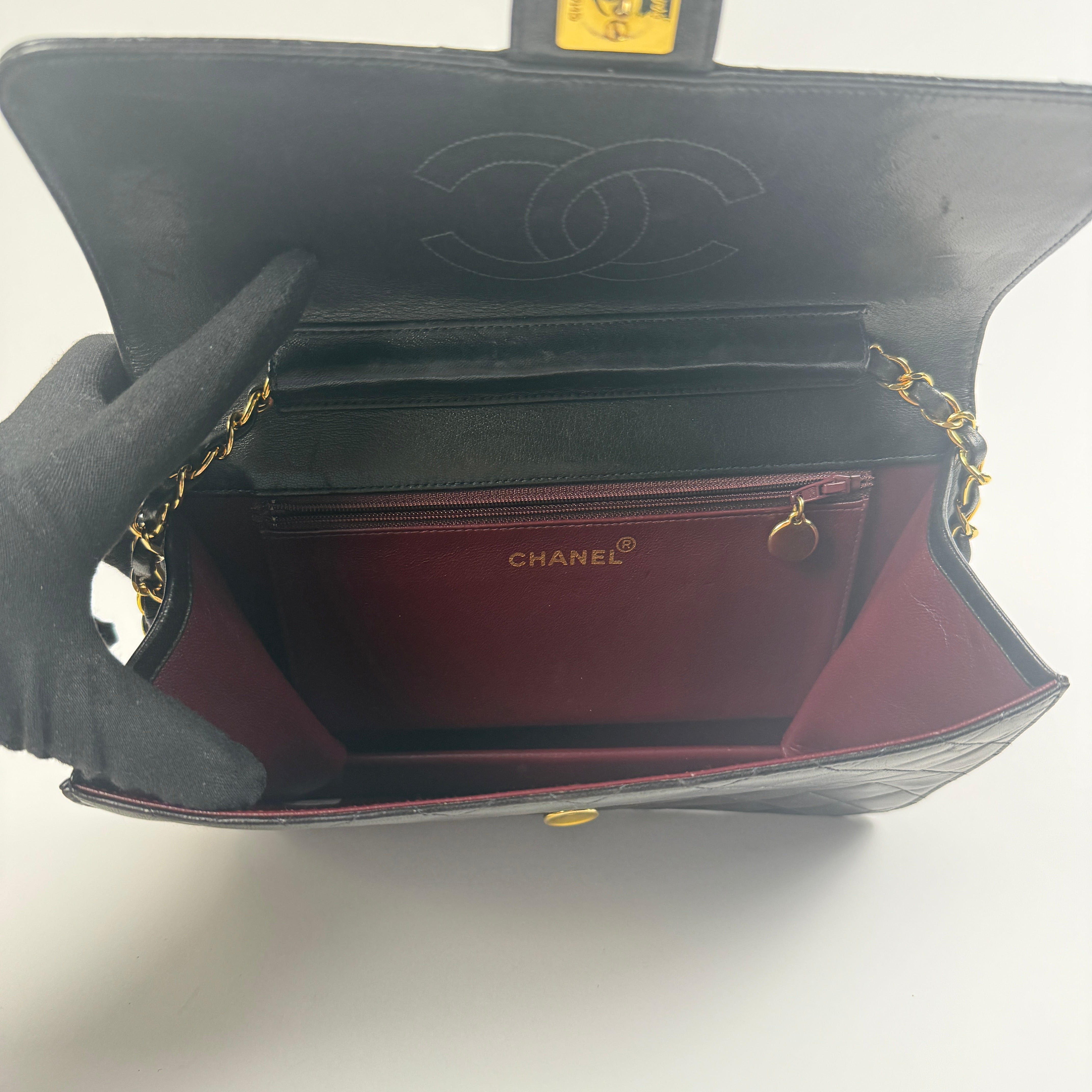 Vintage Single Flap — 24K Gold-Plated
