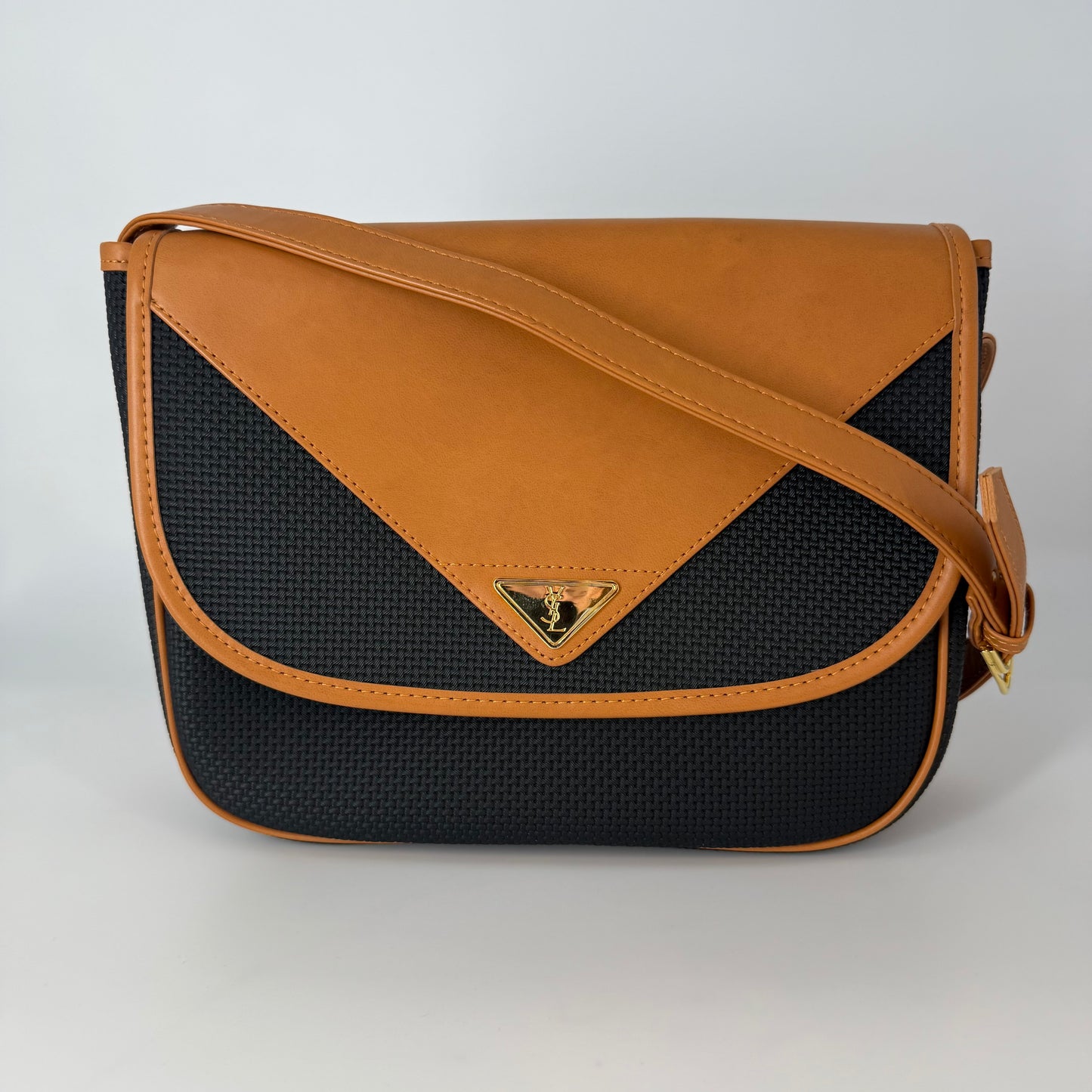 YVES SAINT LAURENT Shoulder Bag