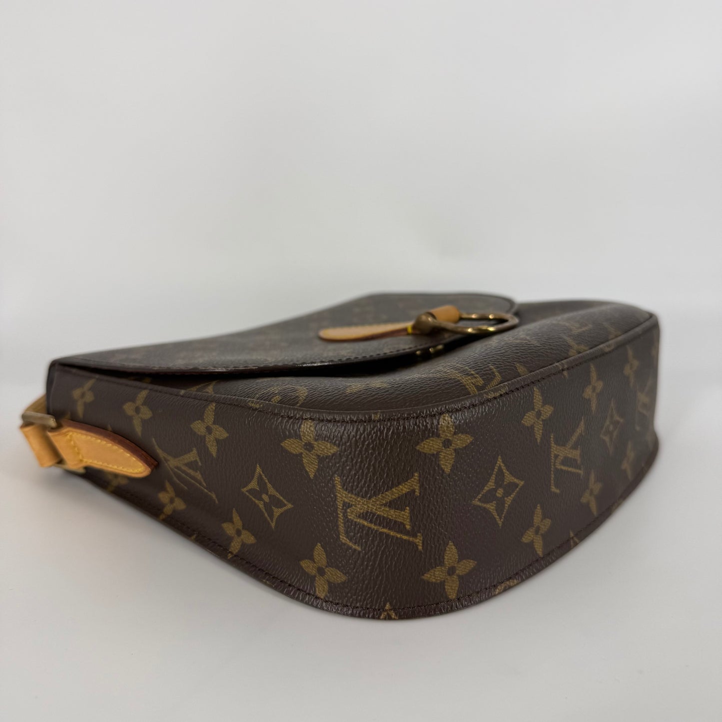 LOUIS VUITTON Saint Cloud GM Monogram