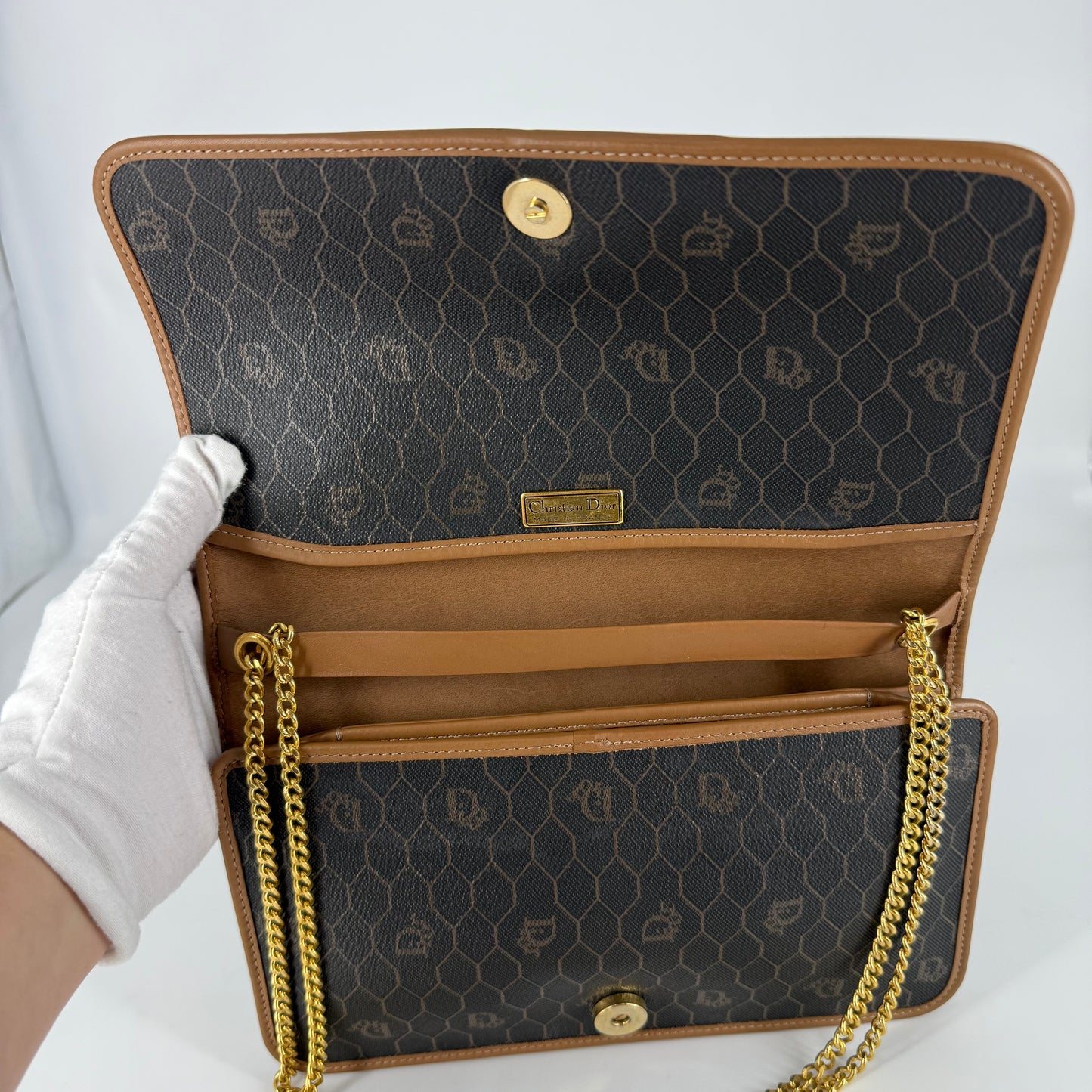 Dior – Honeycomb Shoulder Bag