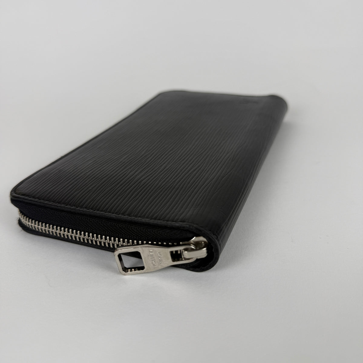 Zippy Organizer Wallet — Black Epi Leather — Silver Hardware