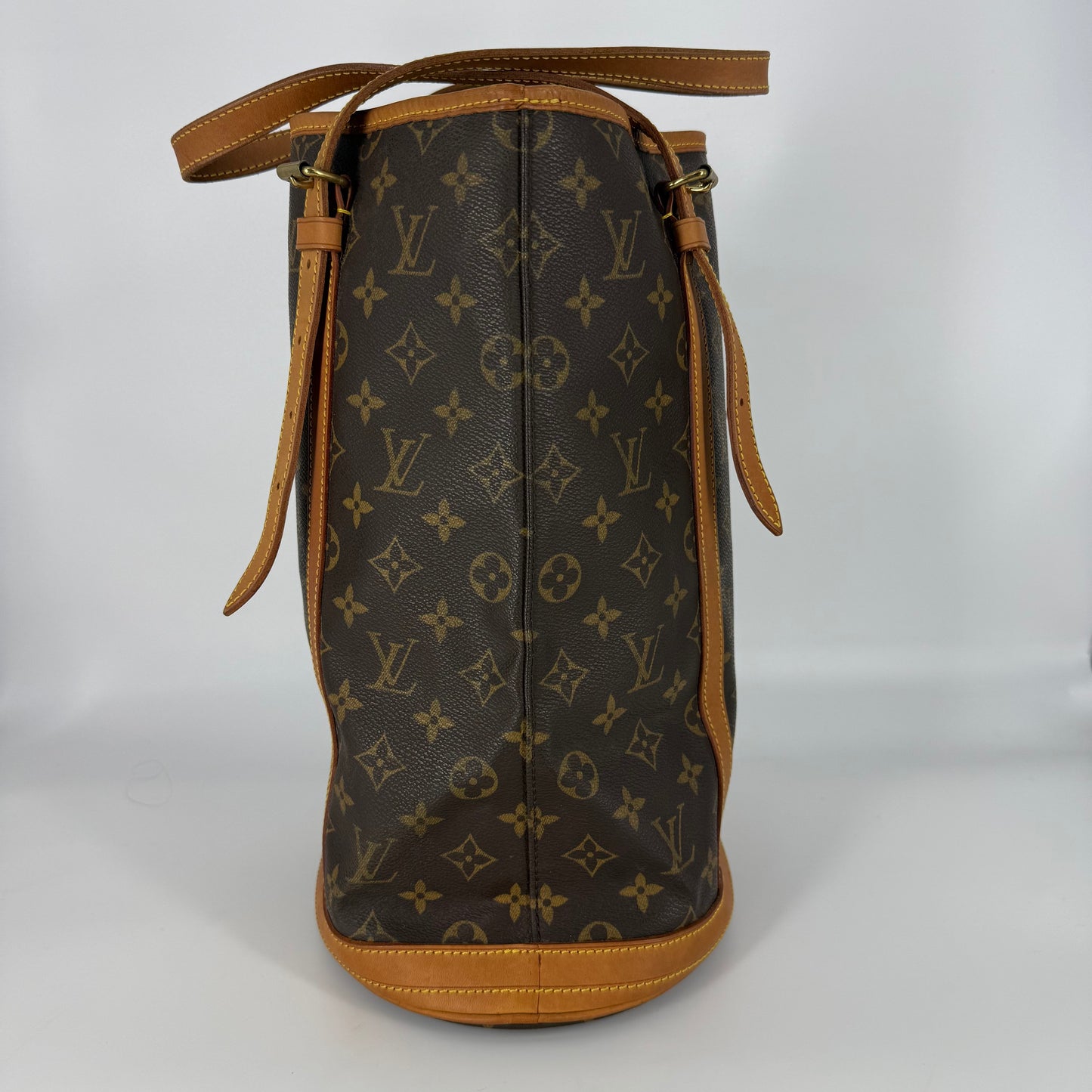 LOUIS VUITTON Bucket GM Monogram