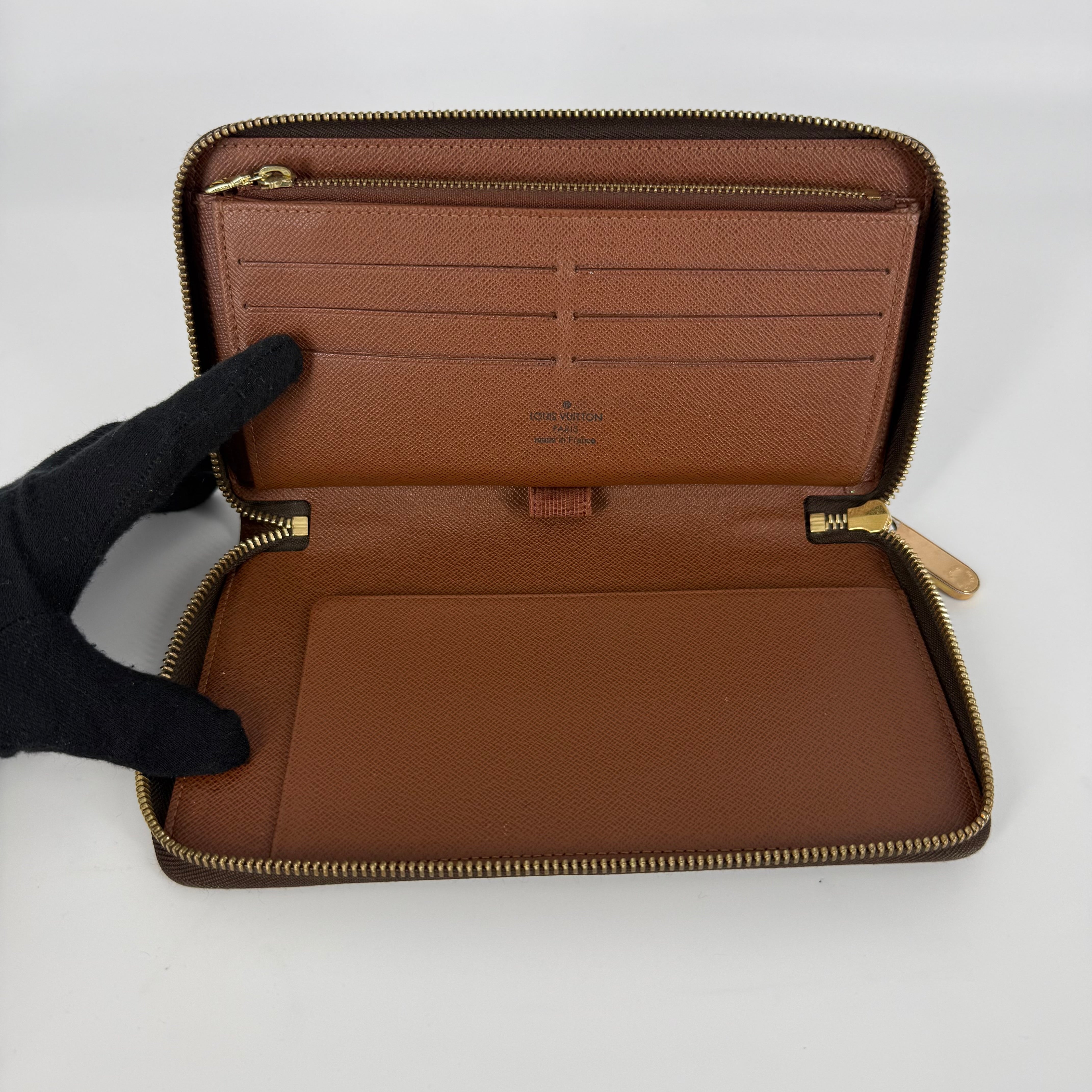 Zippy Wallet Monogram