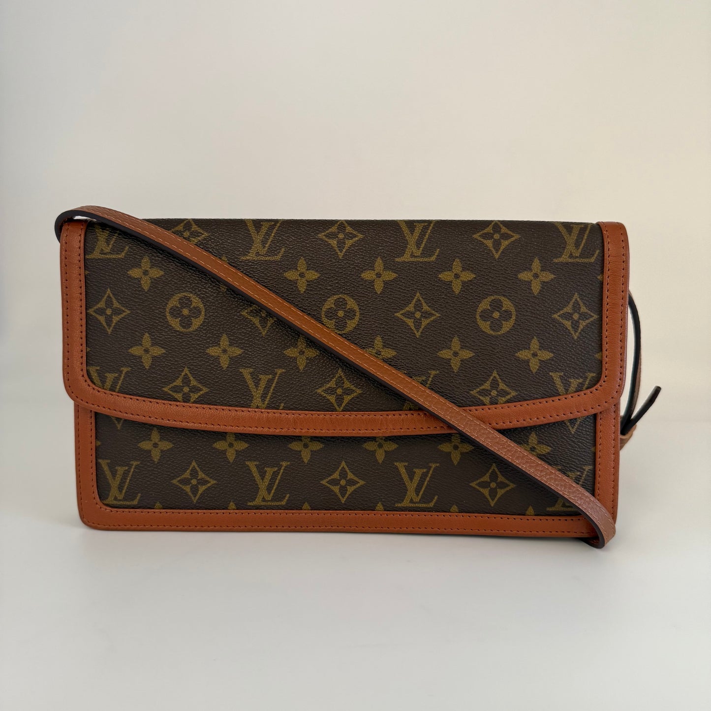 Louis Vuitton Pochette Dame