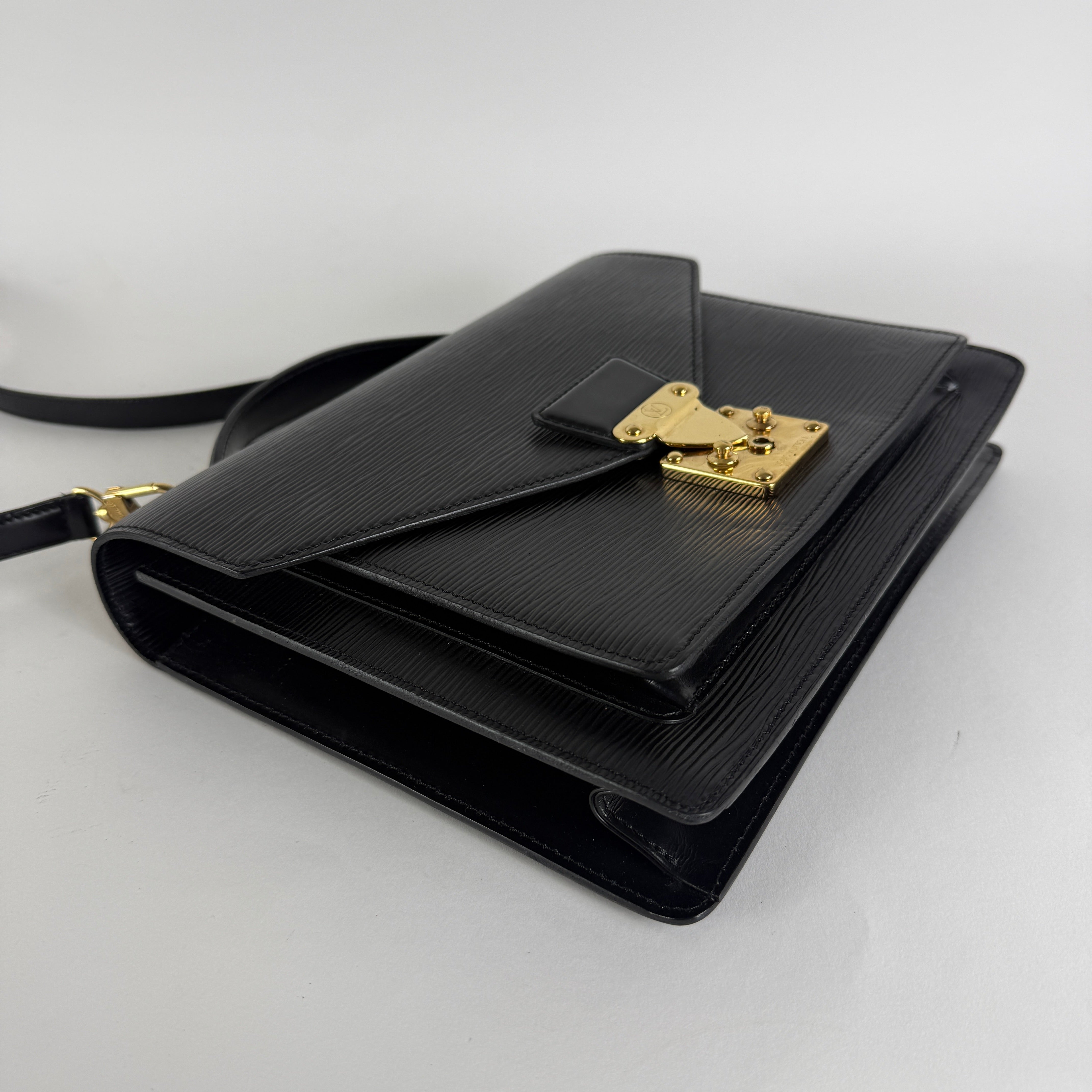 Monceau 28 — Black Epi Leather