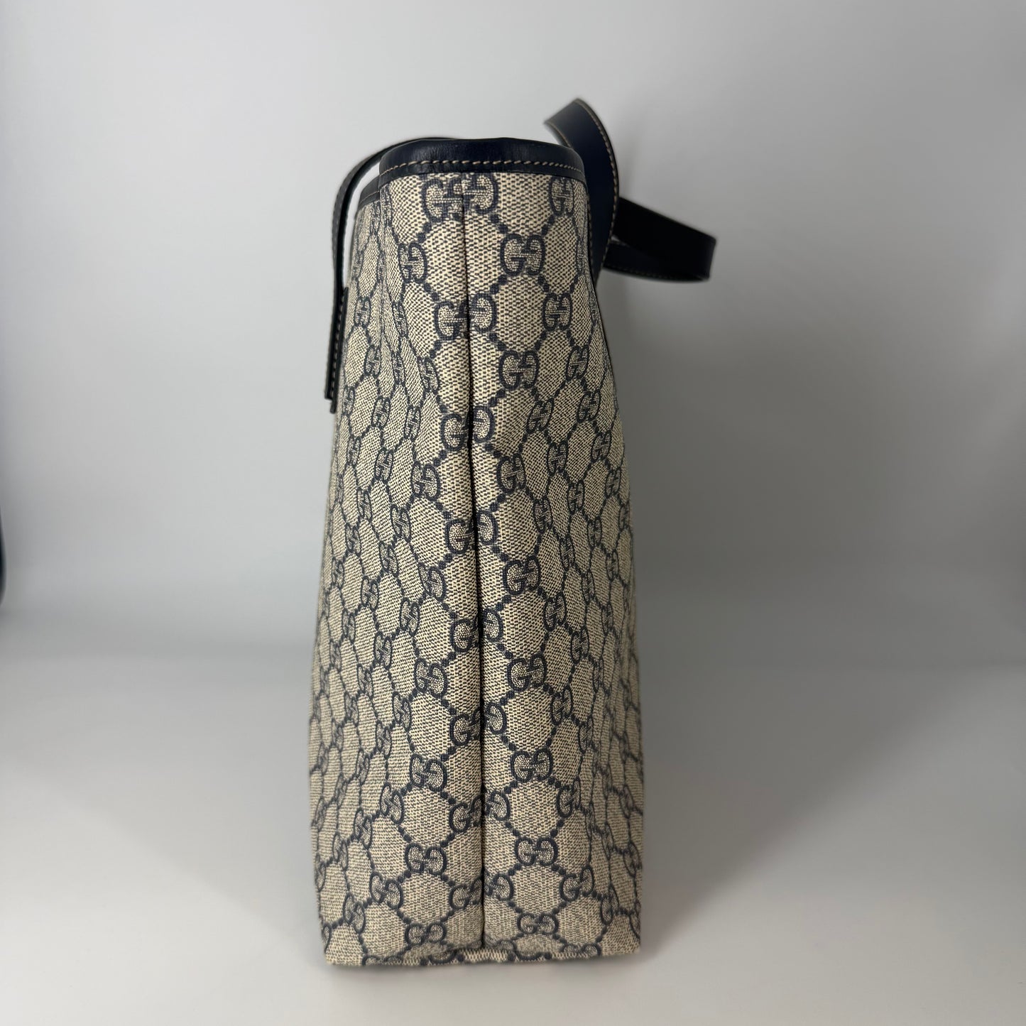 Gucci GG Supreme Tote Bag