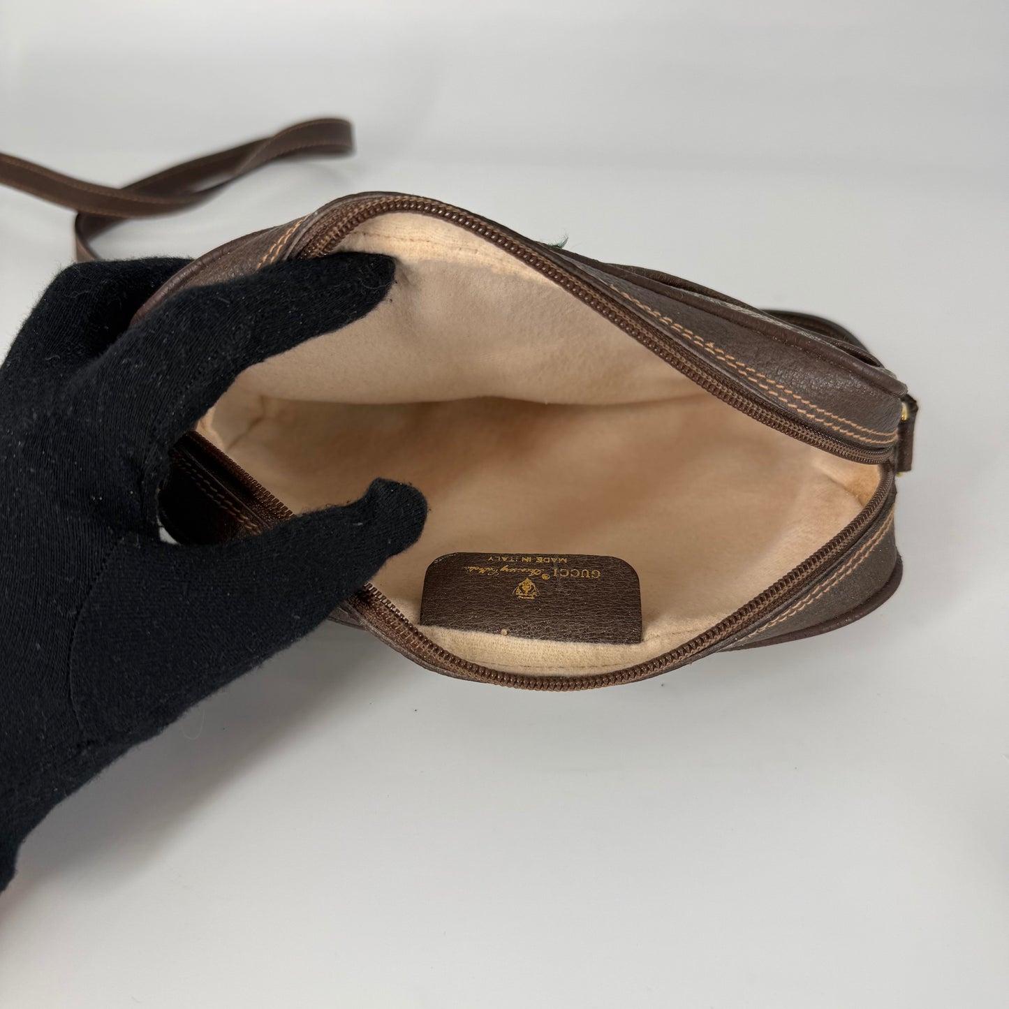 GUCCI Ophidia GG Supreme Crossbody Bag