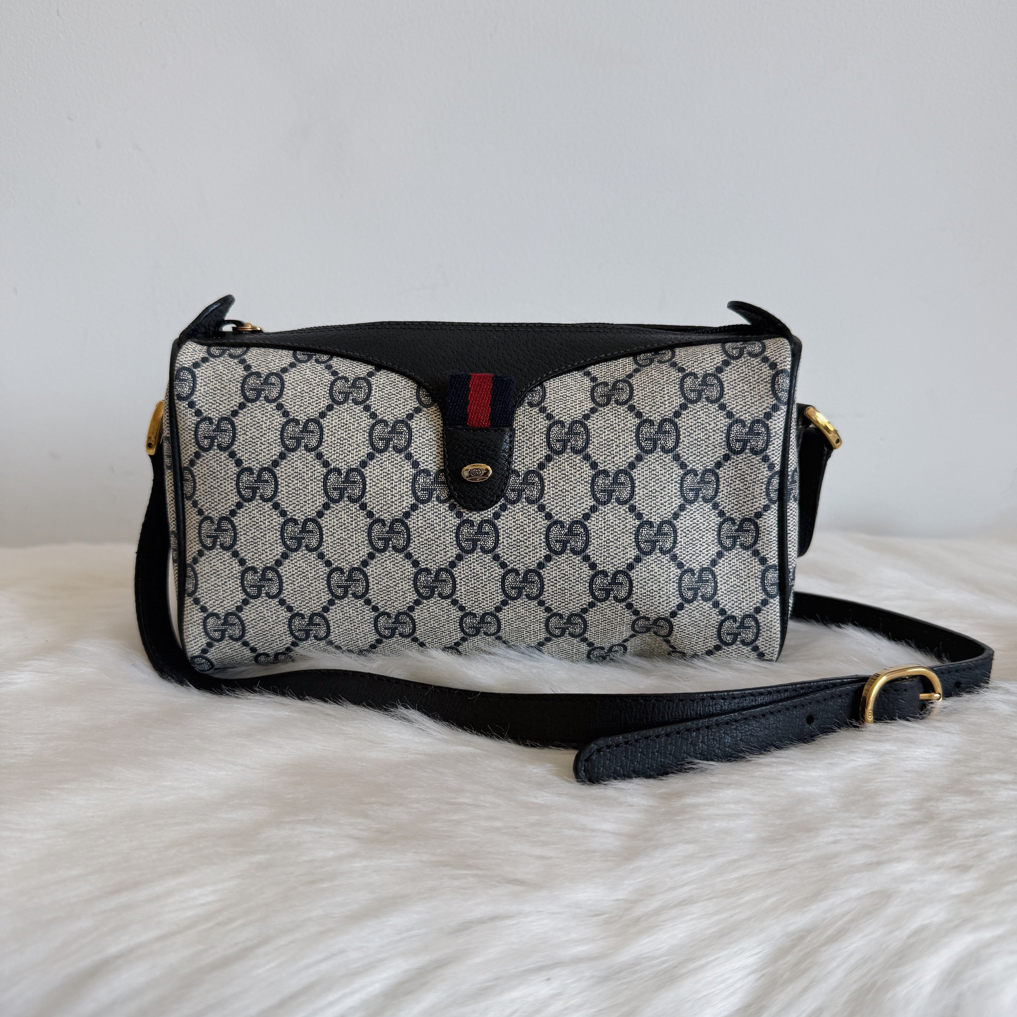 Vintage Crossbody — GG Canvas
