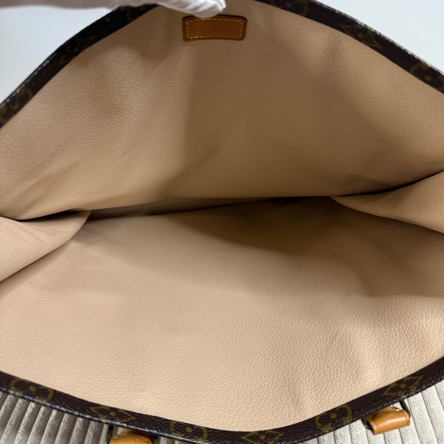 Louis Vuitton Monogram Sac Plat