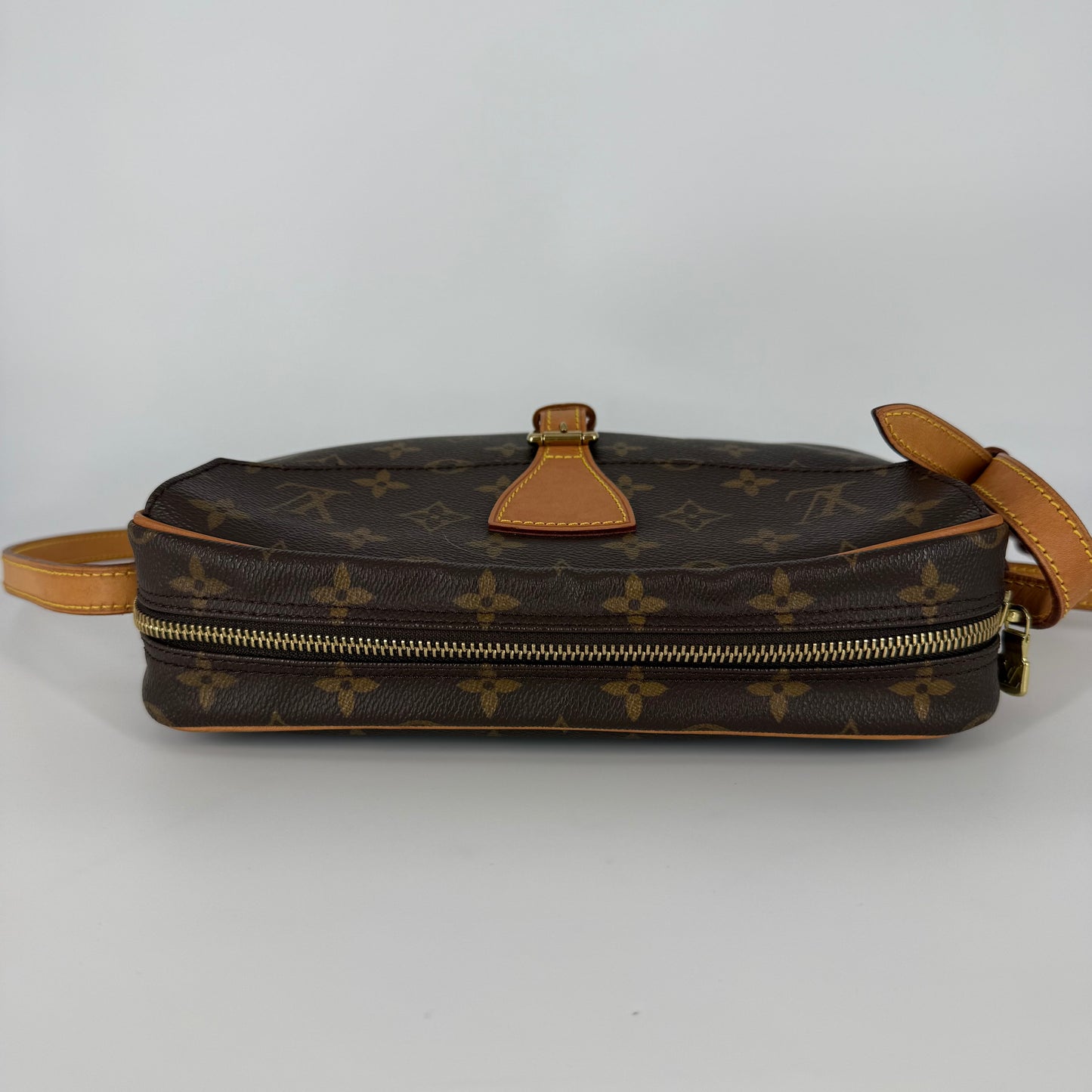 LOUIS VUITTON Jeune Fille MM