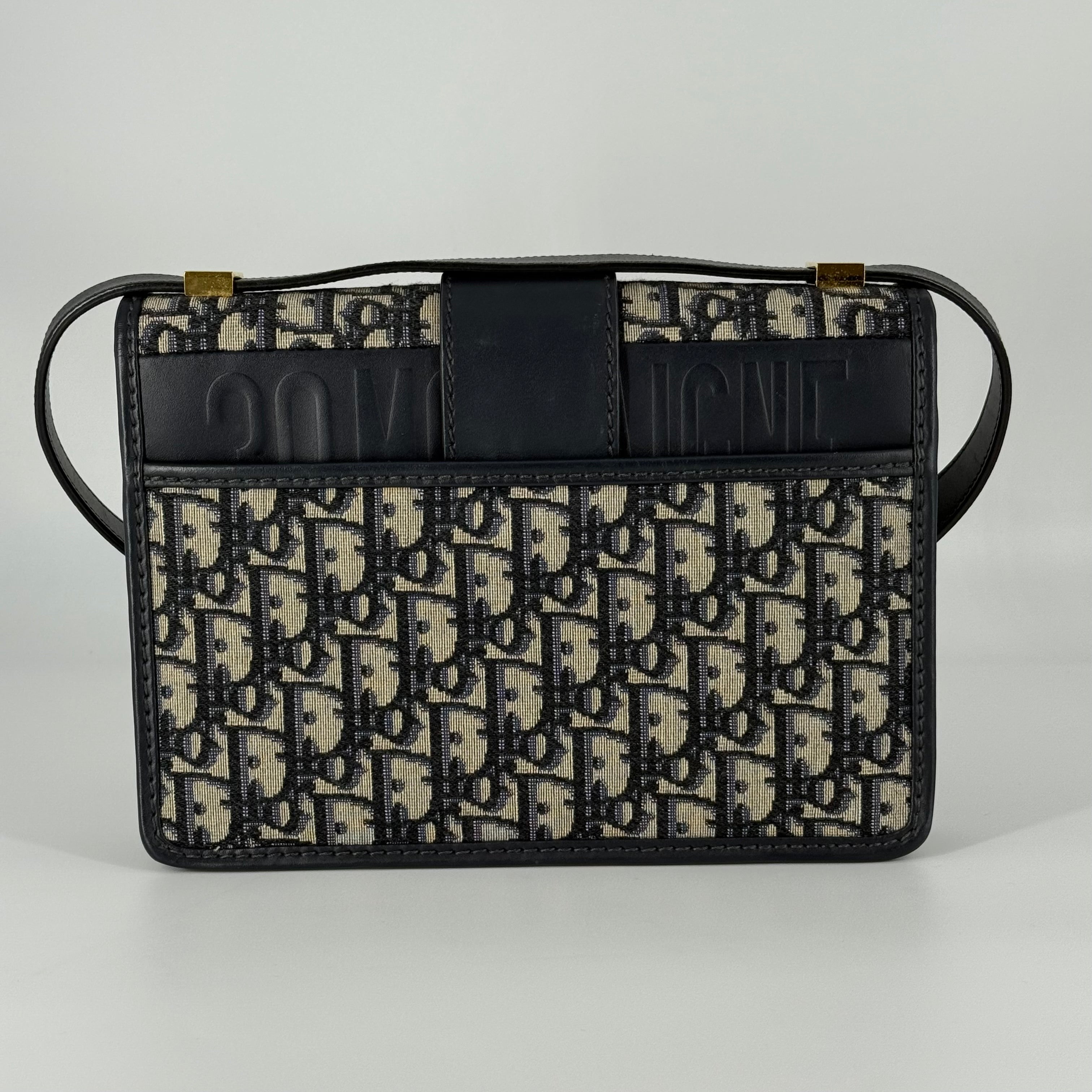 Montaigne 30 Navy Blue