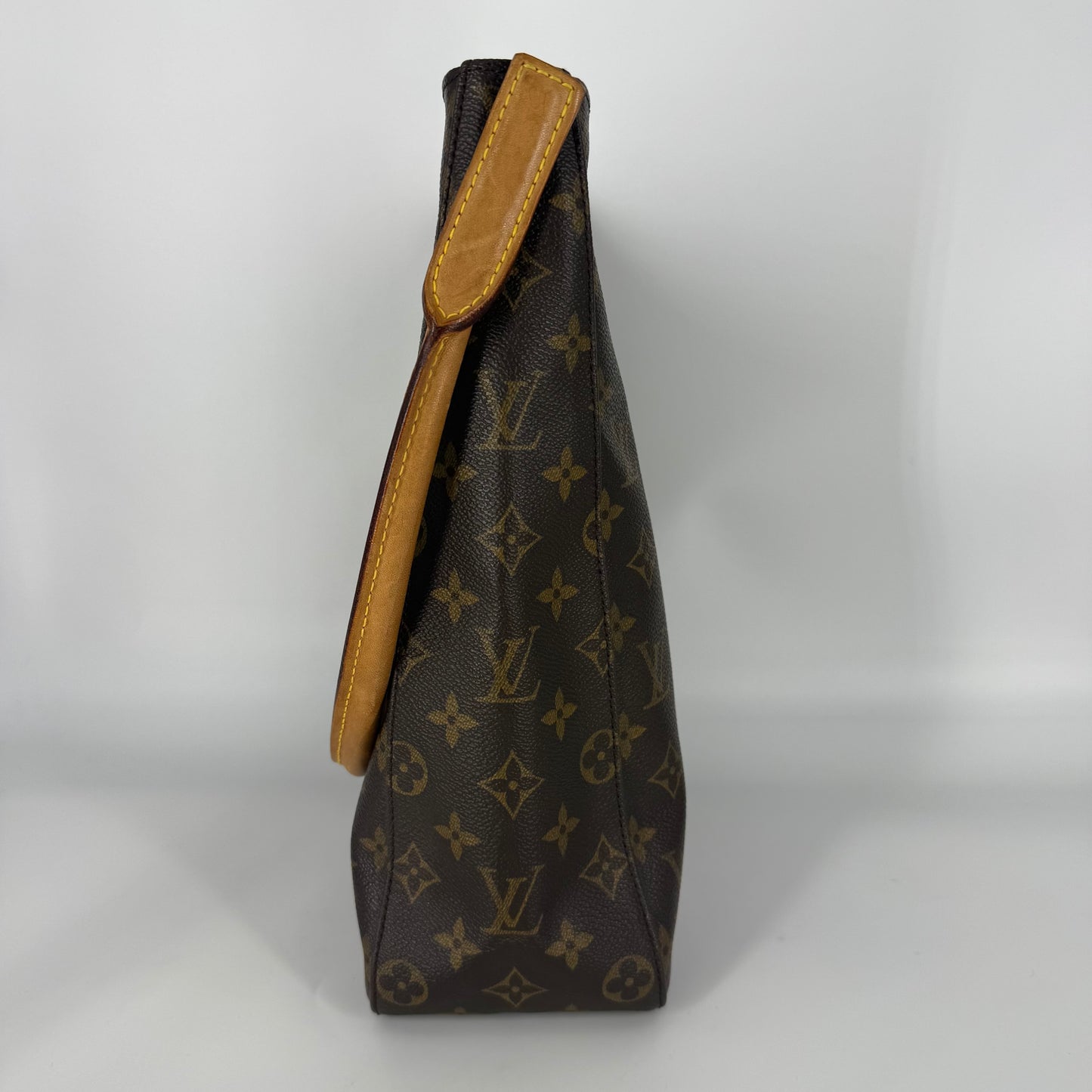 LOUIS VUITTON Looping GM