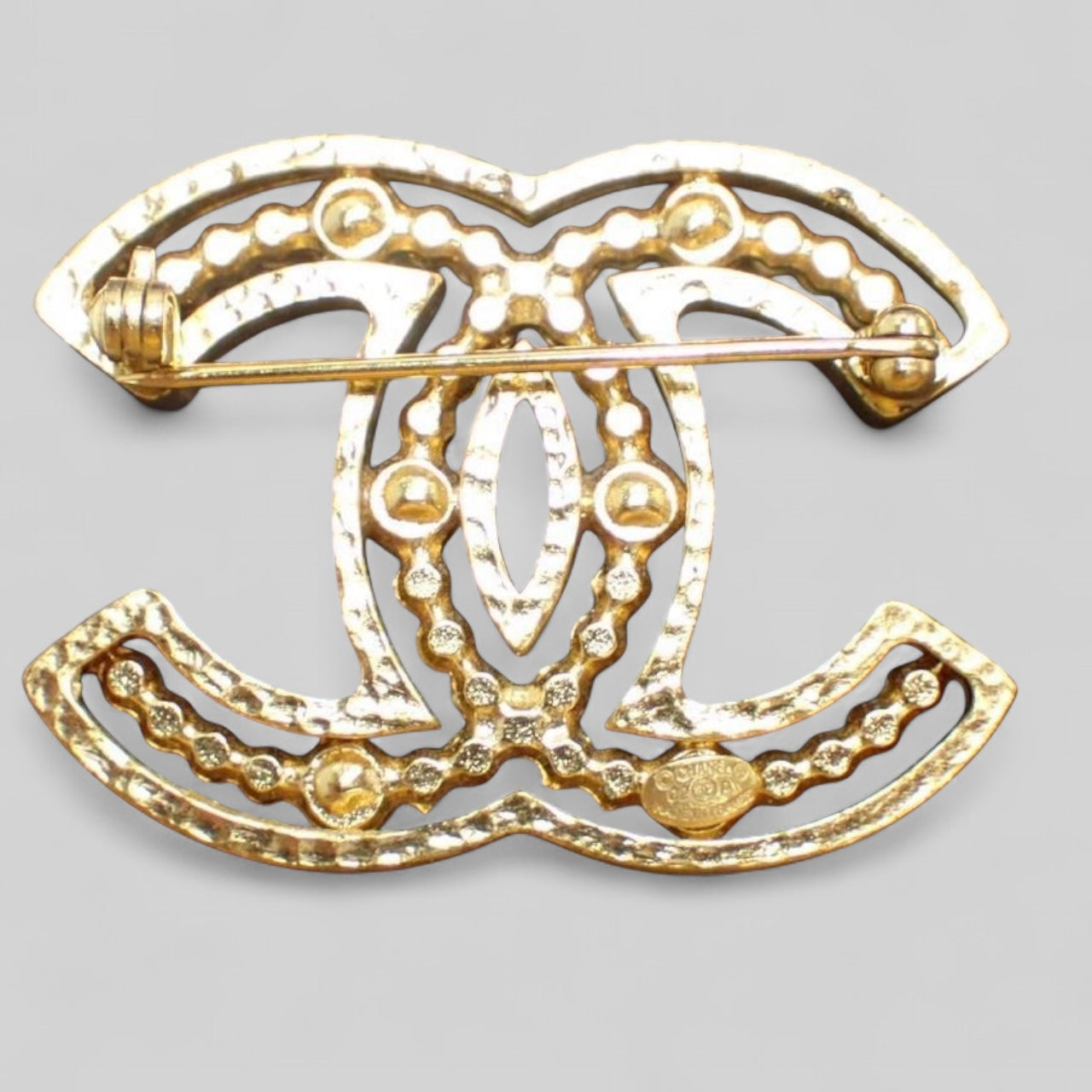 Vintage Brooch with Pearls