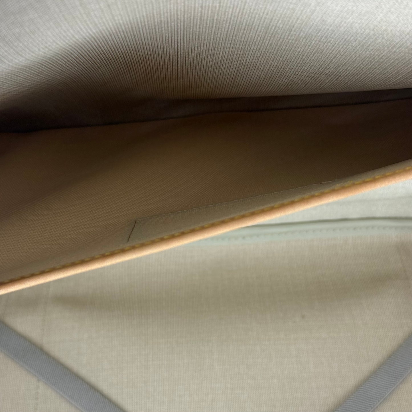 Louis Vuitton – Satellite 53 Suitcase