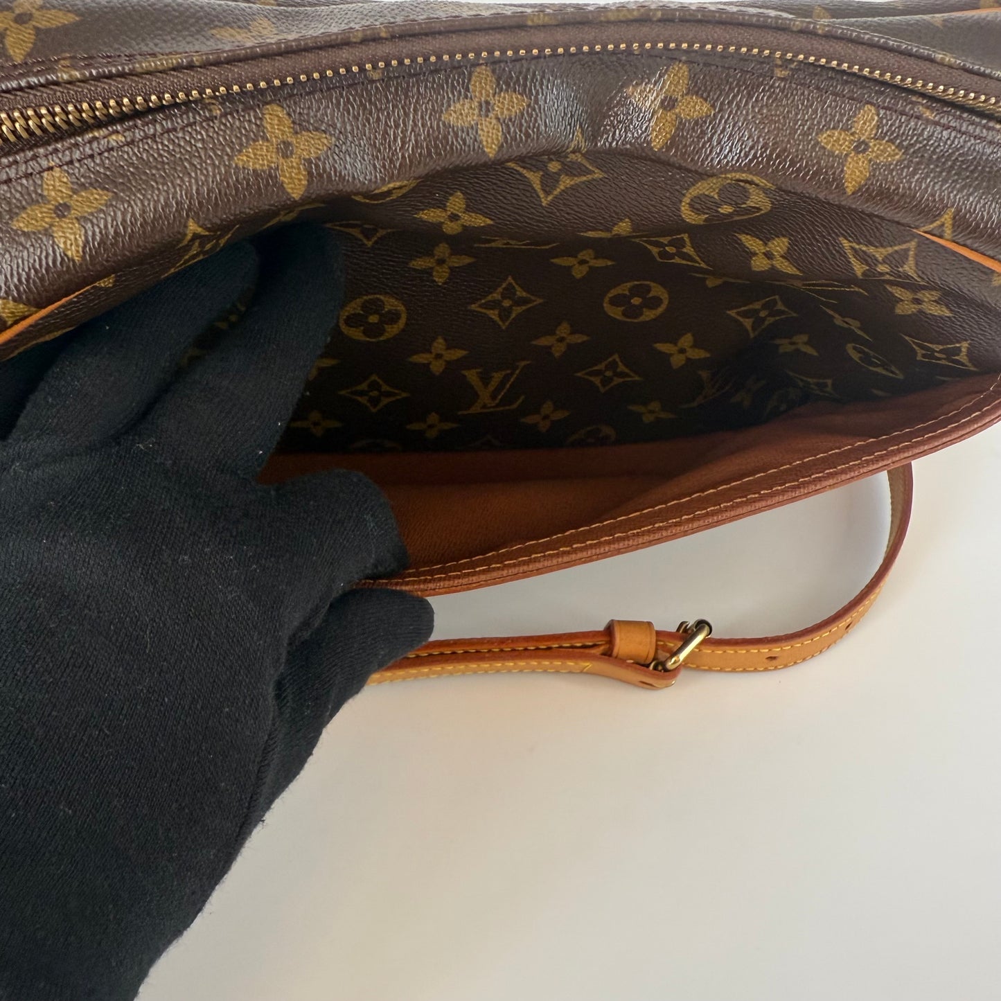 Louis Vuitton - Trocadéro 30