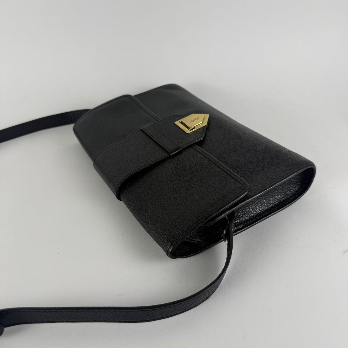 Vintage Crossbody Bag — Black Grained Leather