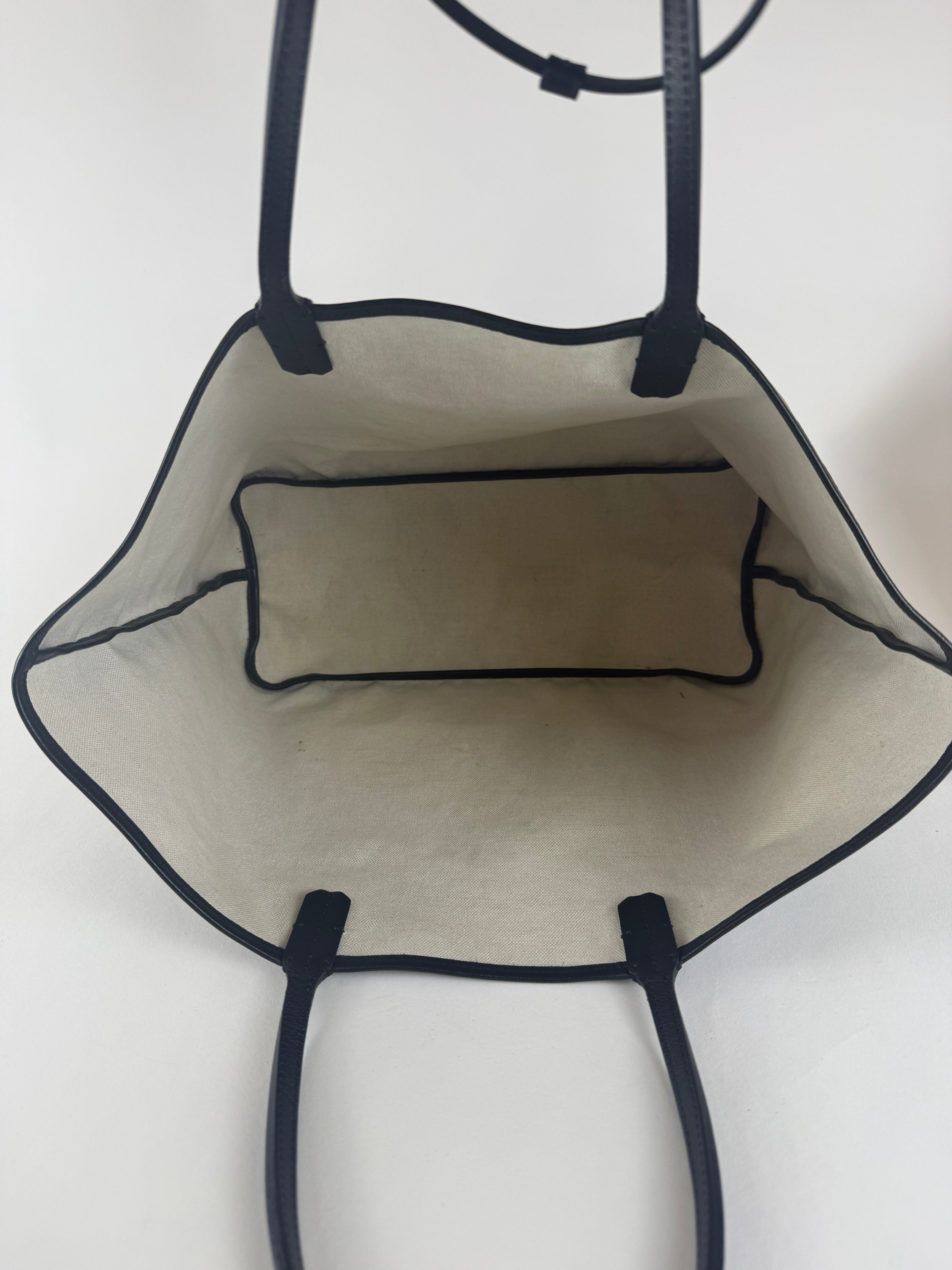 Saint Louis PM — Black Goyardine Canvas