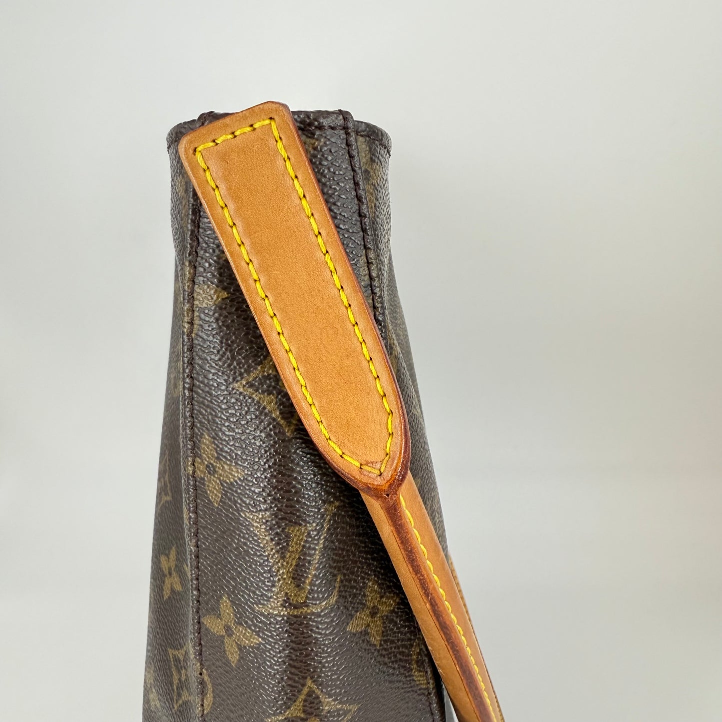 Louis Vuitton Looping GM