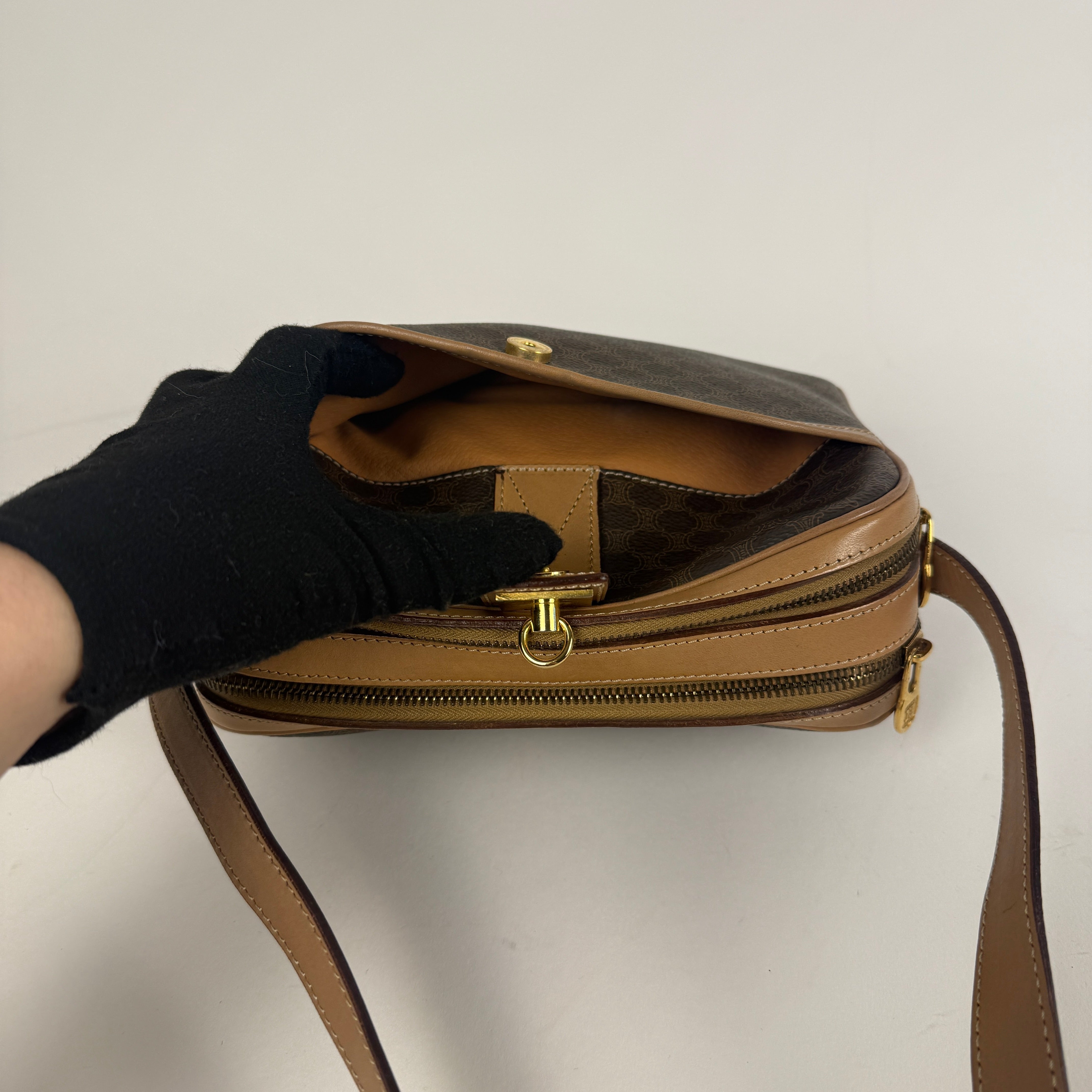 CROSSBODY MACADAM
