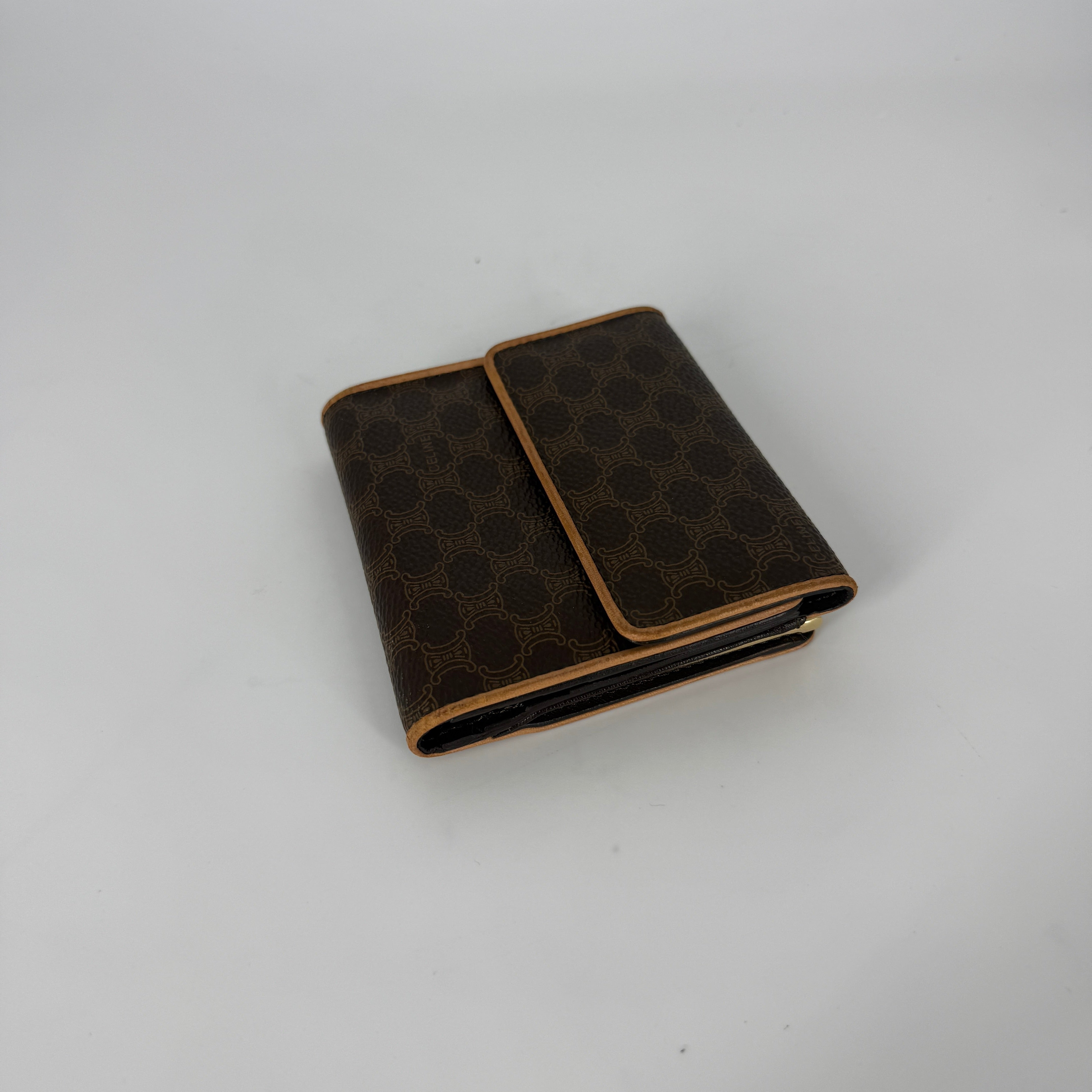 Vintage Wallet Monogram Canvas