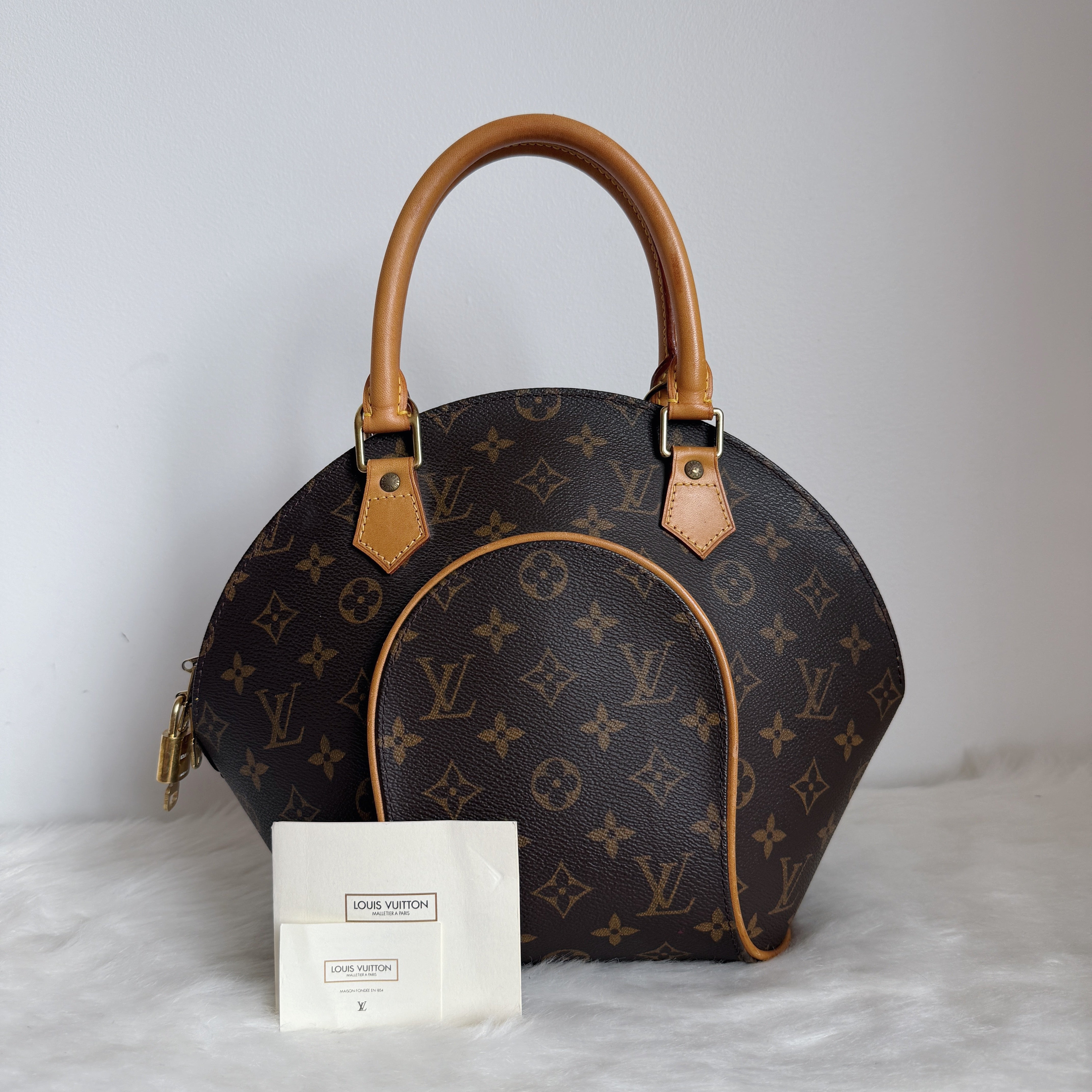 Ellipse PM — Monogram Canvas