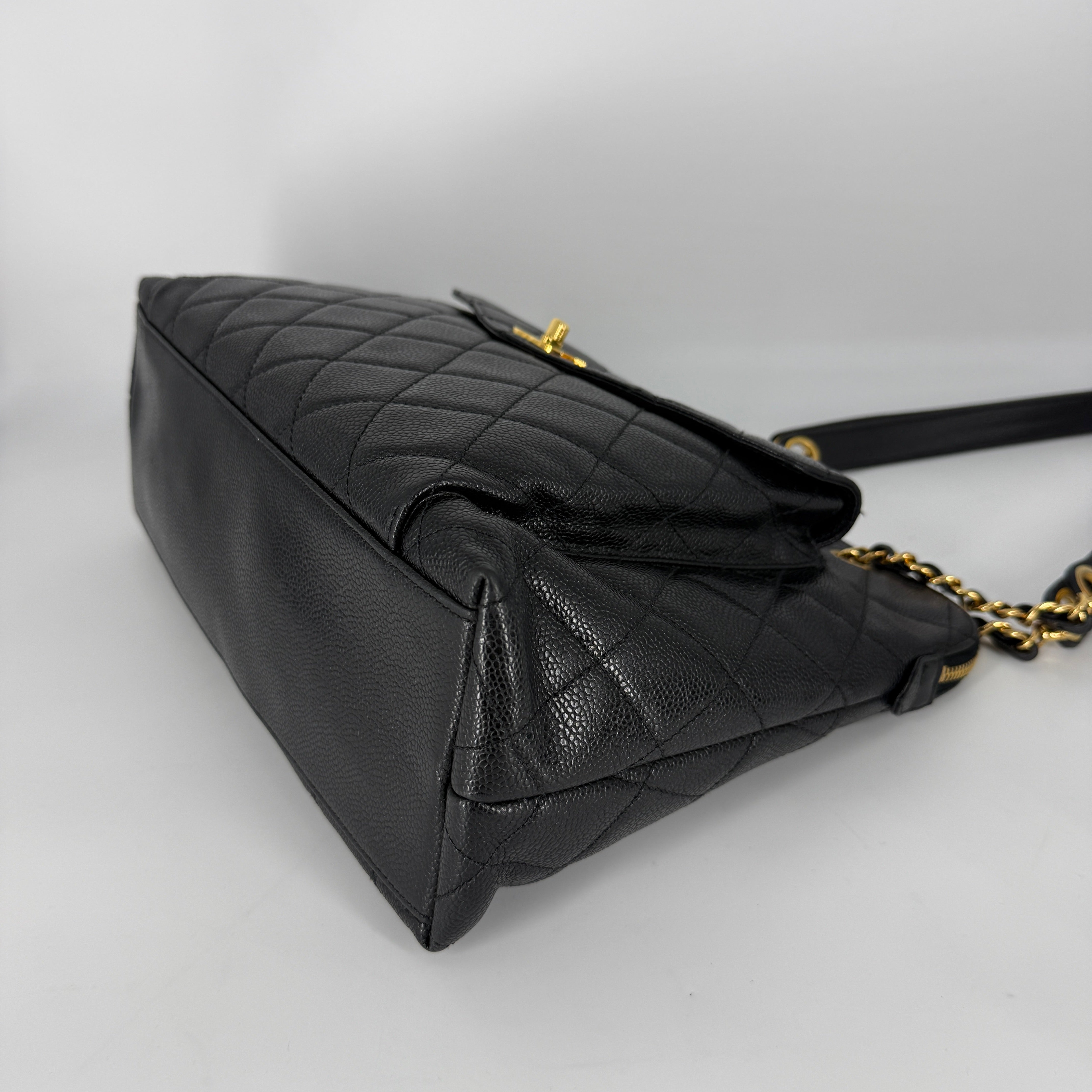 Quilted Caviar Tote Bag – Black