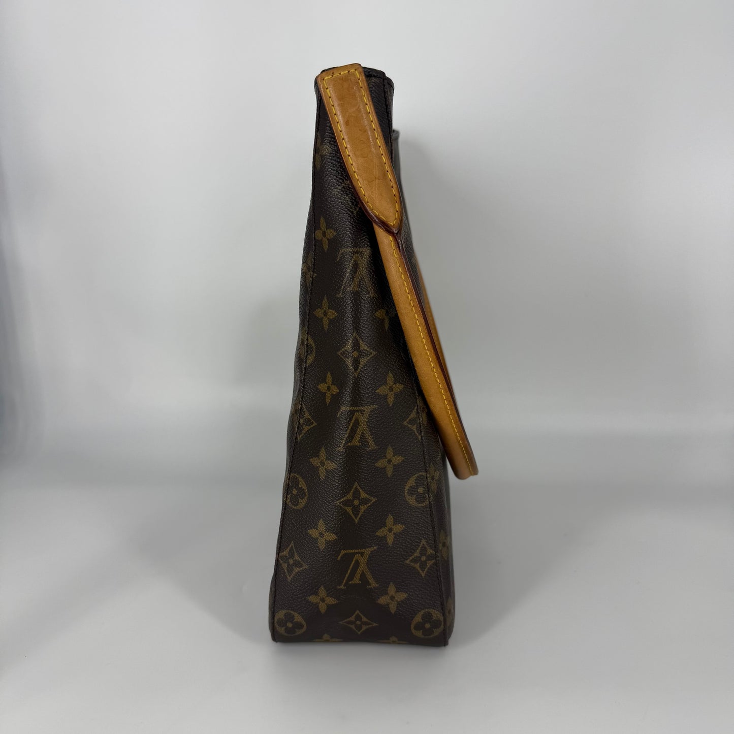 LOUIS VUITTON Looping GM