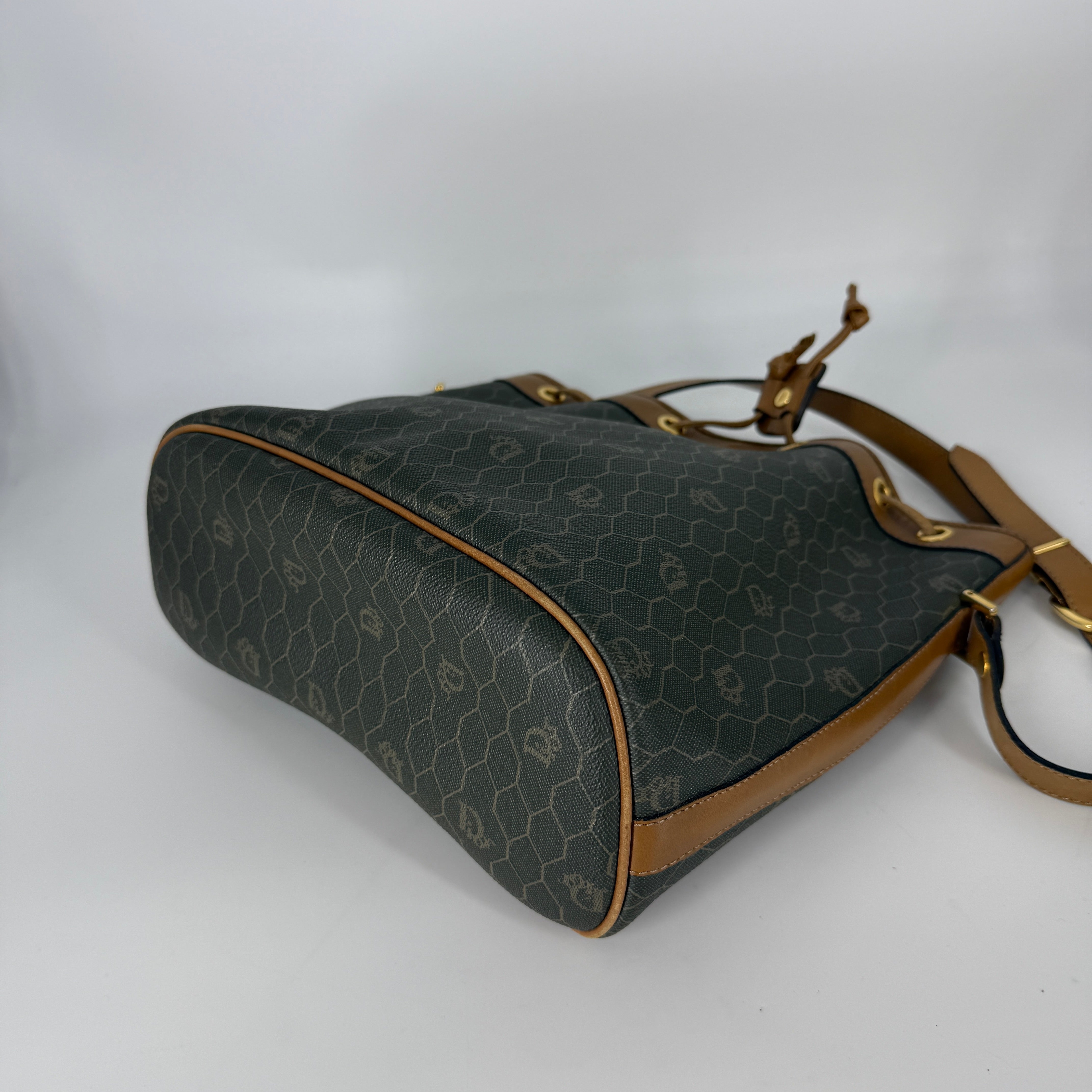 Vintage Bucket Bag