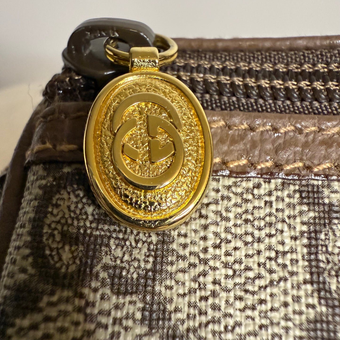 Gucci Supreme Boston Bag