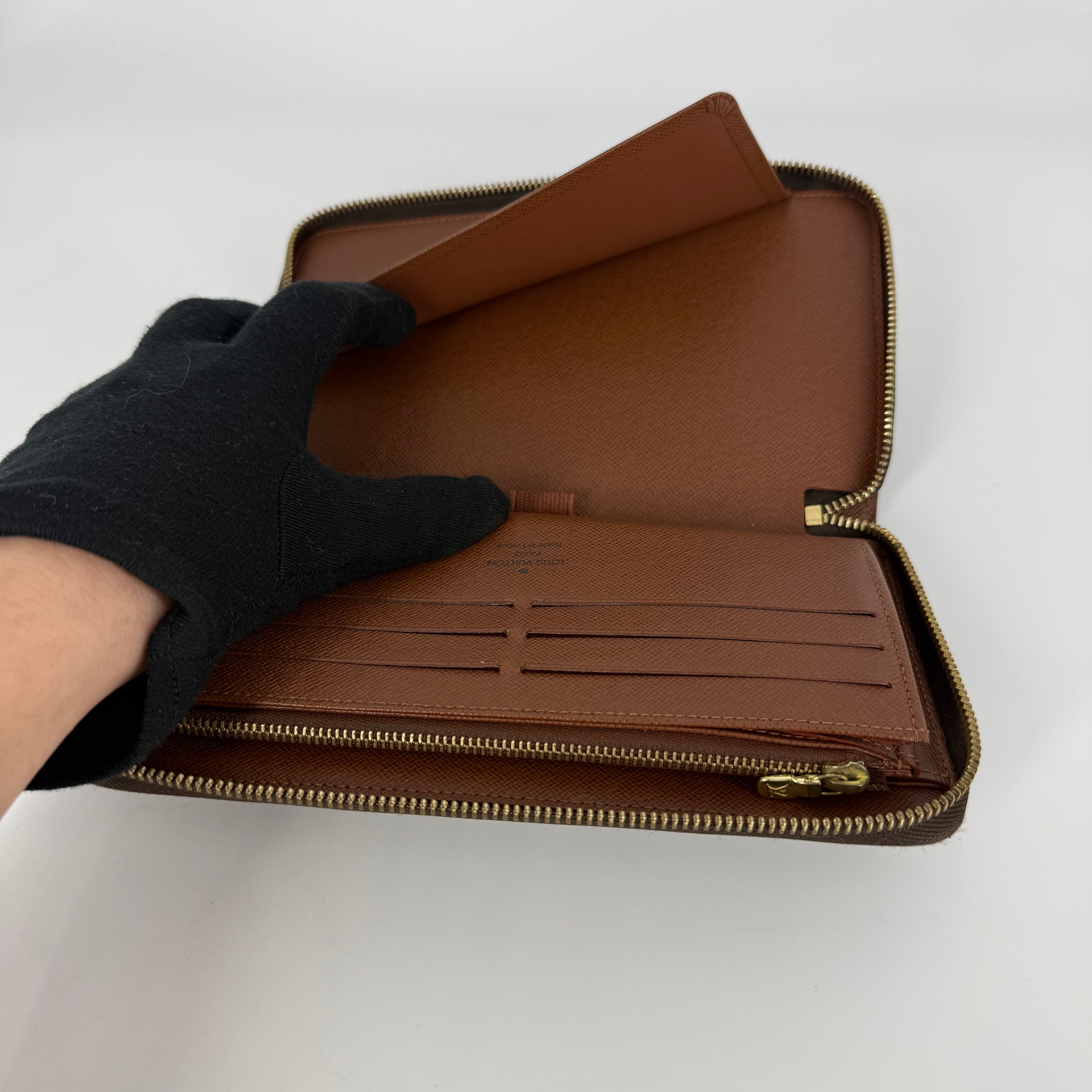 Zippy Wallet Monogram