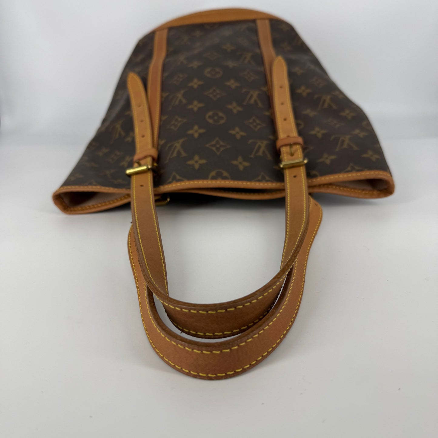 LOUIS VUITTON Bucket GM Monogram